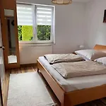 Wohnen Mit Schlossblick Apartman *